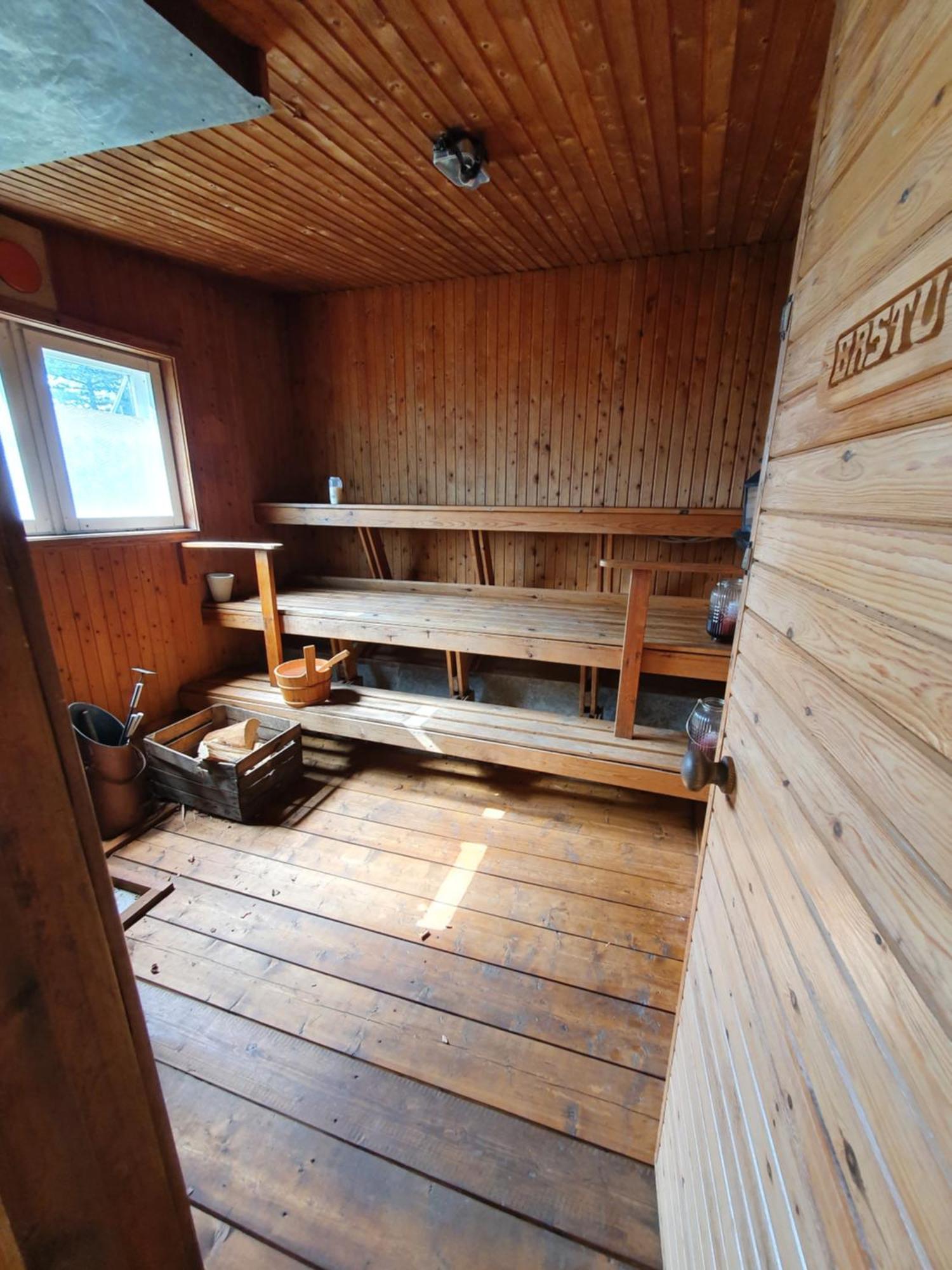 Camp Caroli Wooden Cabins Юккас'ярві Екстер'єр фото