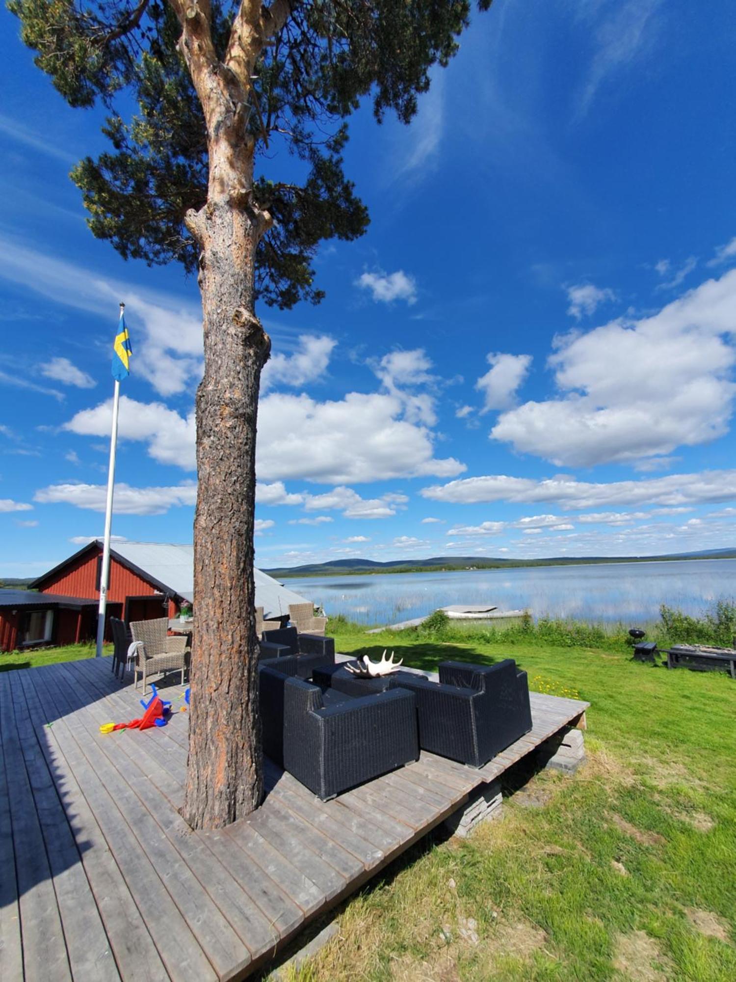 Camp Caroli Wooden Cabins Юккас'ярві Екстер'єр фото